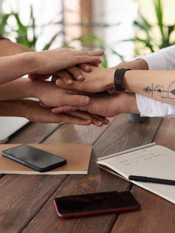 pexels-fauxels-3184431